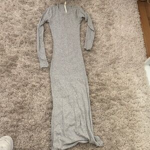 Aritzia ribbedGray Long Sleeve Dress